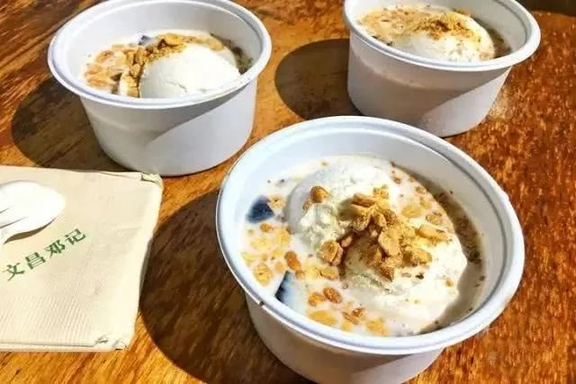 鉴黄师视频 直面这片无尽的师视灰海报