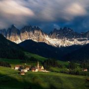 无能躺在幼 这里的无能躺幼“躺”海报